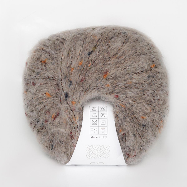 Твидовая пряжа INFINITY TWEED 40% бэби ал ьпака, 8% мериносовая шерсть, 32% вискоза, 20% полиамид 2544  LIGHT BEIGE (светло-бежевый)