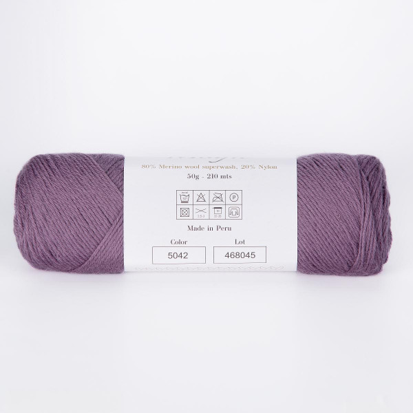 Носочная пряжа INFINITY MAGIC (80% меринос, 20% нейлон) - 5042 DUSTY PURPLE (приглушенный сиреневый)